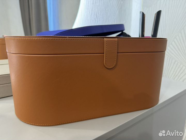 Фен-стайлер dyson