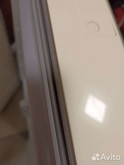 Уплотнитель двери холодильника, морозильной камеры