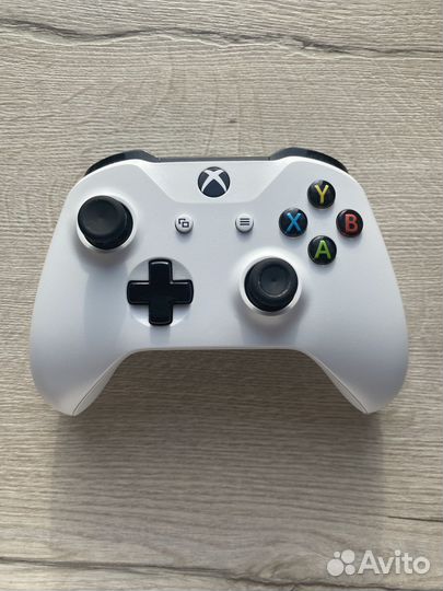 Геймпад Xbox One S/X Microsoft