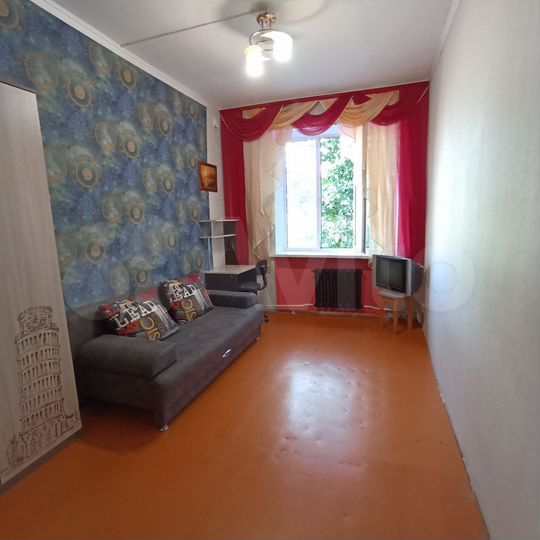 Комната 15 м² в 1-к., 3/3 эт.