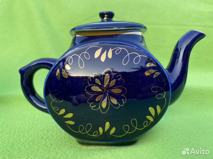 Заварочный чайник, кувшин, сахарница