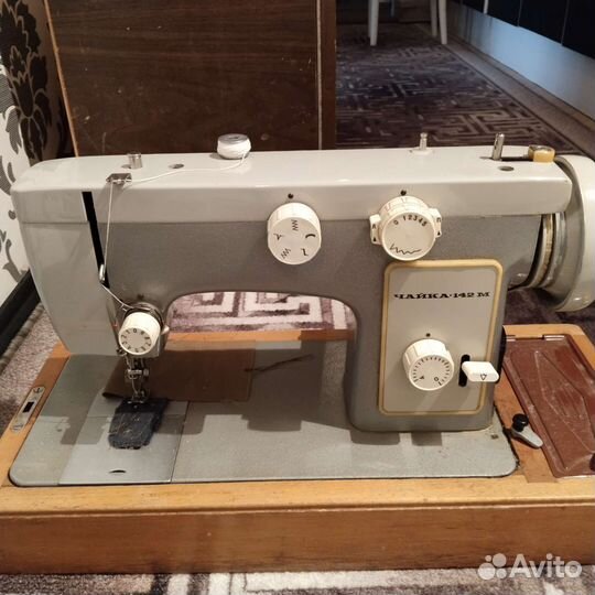 Швейная машина Подольск 142