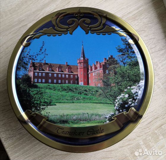 Жестяные банки от печенья