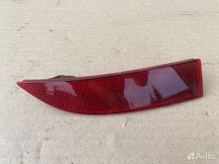 Катафот заднего бампера Renault Logan 2