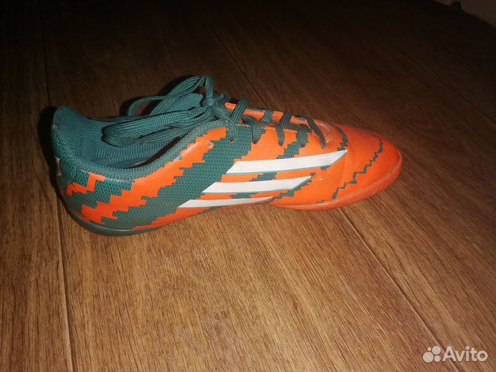 Футзалки adidas 37,5