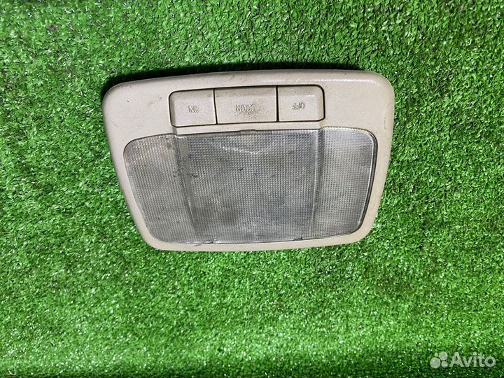 Плафон освещения салона задний Hyundai Sonata 4