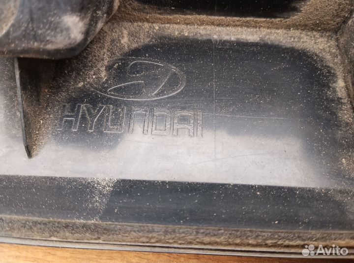 Молдинг накладка крышки багажника Hyundai Accent