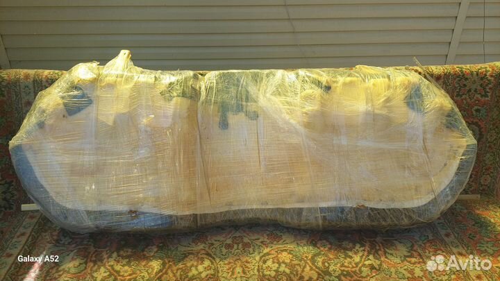 Задний диван Crown