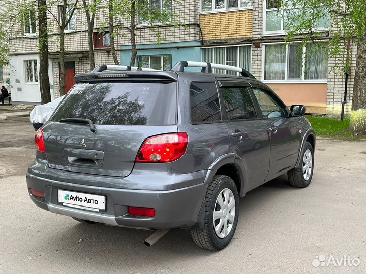 Mitsubishi Outlander 2.4 AT, 2006, 267 300 км