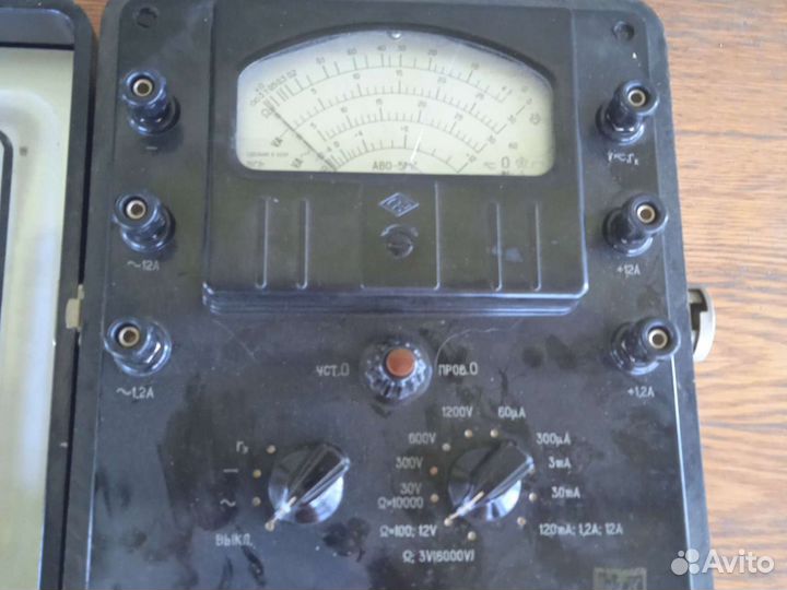 Советский электроизмерительный прибор