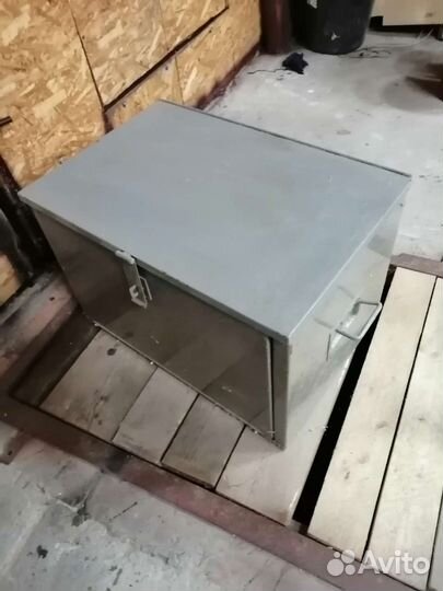 Шкаф металлический сейф