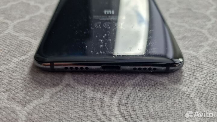 Продам телефон Xiaomi mi 9