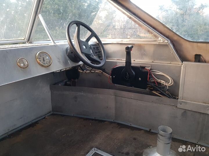 Продам катер вельбот с двигателем mercury JET40