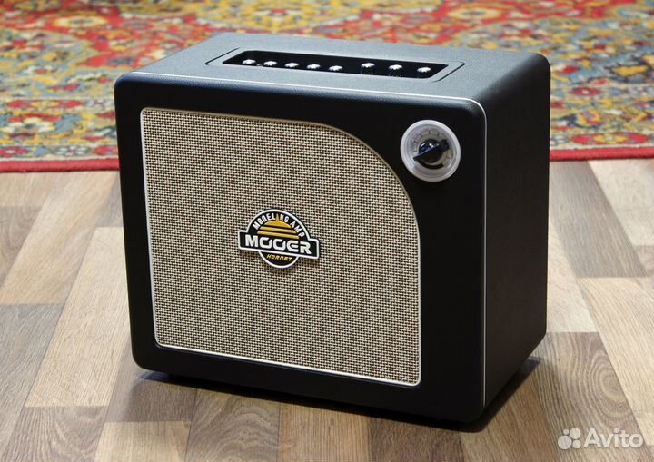 Комбоусилитель для электрогитары mooer DH06 Hornet