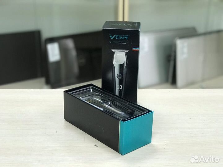 Триммер VGR V059, черный, серый металлик