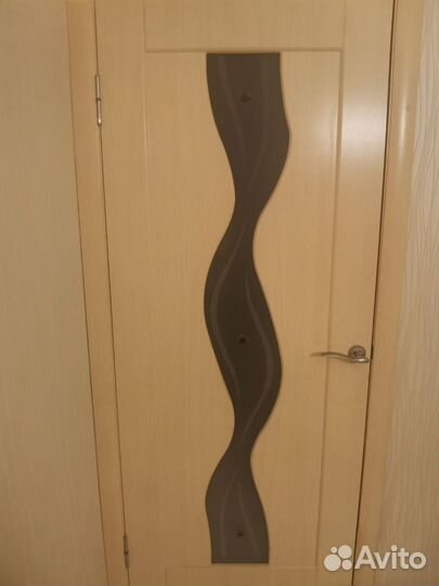 Дверь деревянная