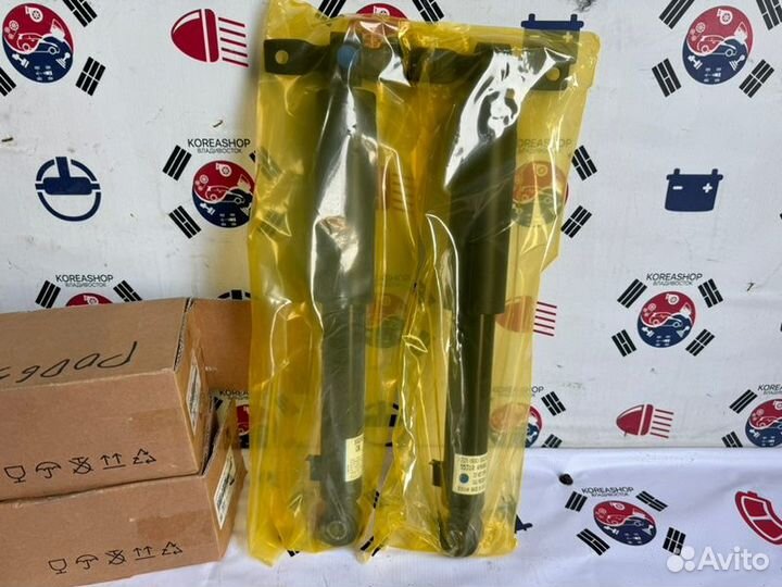 Амортизатор задний Kia Carnival D4BH 2019