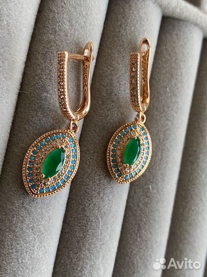 Золотые серьги