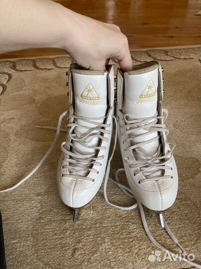 Фигурные коньки jackson freestyle