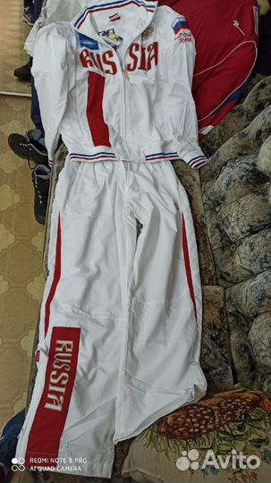 Спортивный костюм женский 44 46 новый