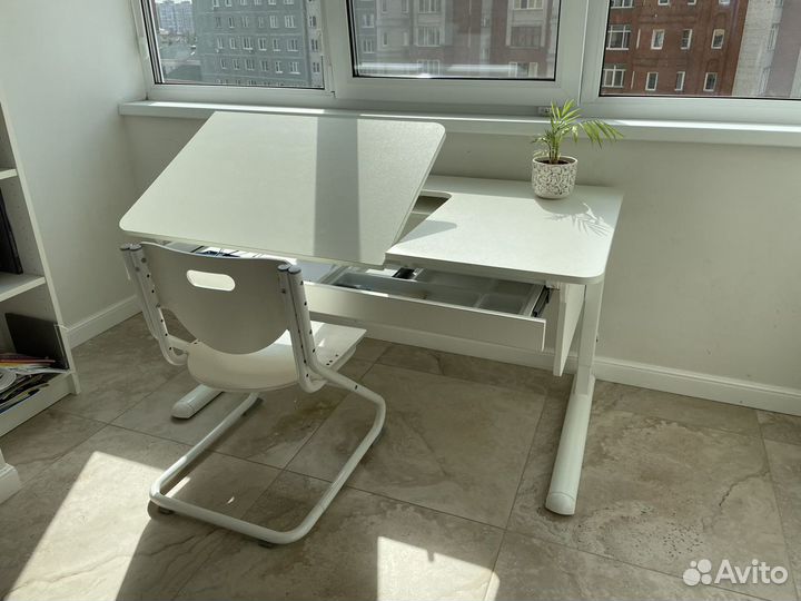 Парта растущая Астек Лидер 120 с выдвижным ящиком+