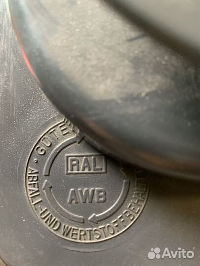 Мусорный бак на колесах