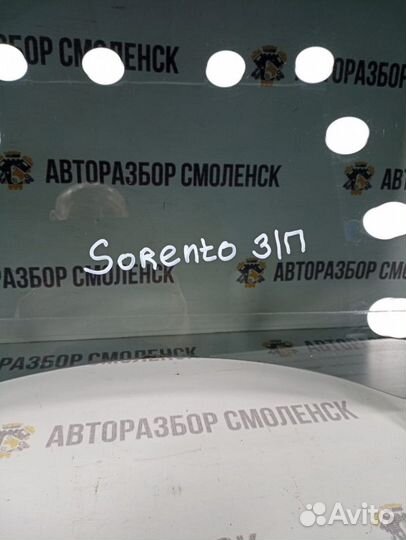 Стекло двери задней правой Kia Sorento