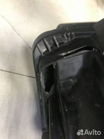 Фара правая Volkswagen Transporter