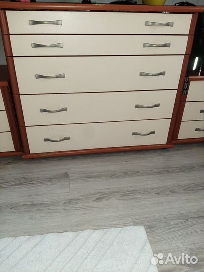 Спальный гарнитур бу