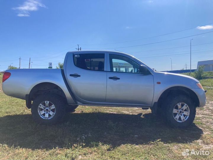 Mitsubishi L200, 2008