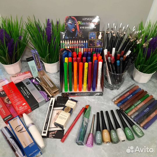 Тушь, подводки, карандаши, накладные ресницы