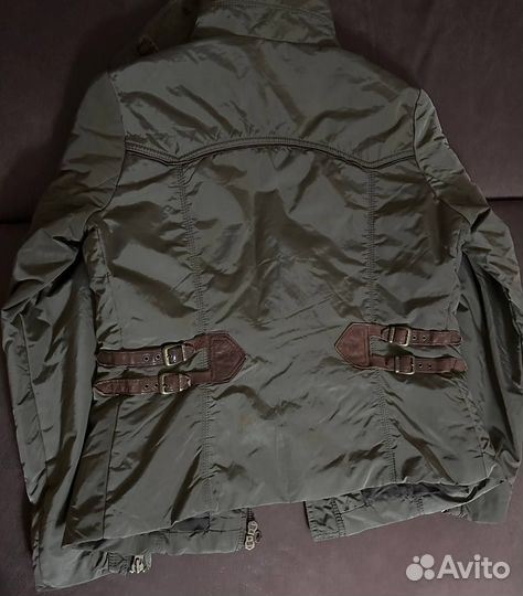 Дамская утепленная куртка от Replay