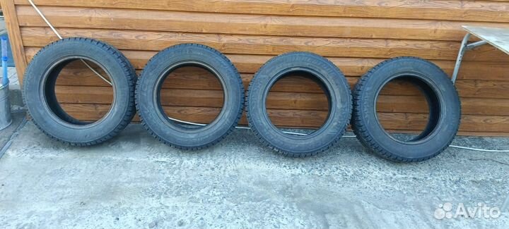 Bridgestone Ice Cruiser 7000 175/65 R14