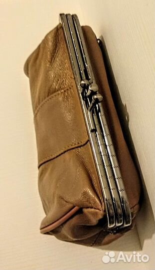 Новый кошелек,нат.кожа,10см на 14см, три отдела