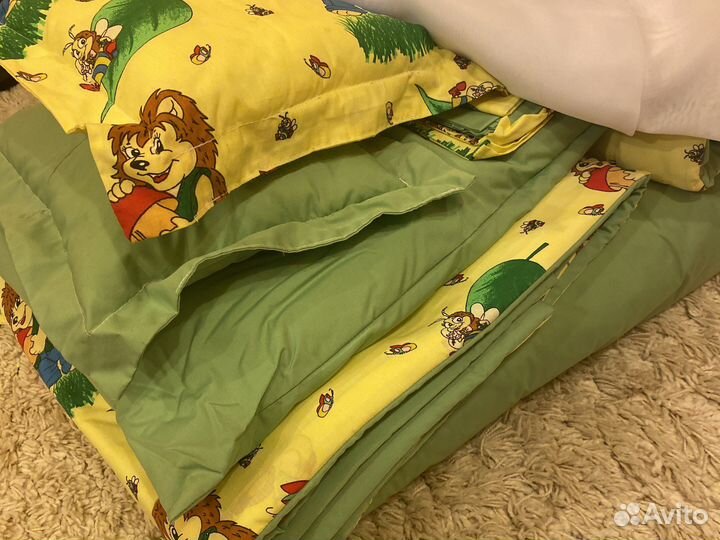 Бортики на кроватку и все приданное