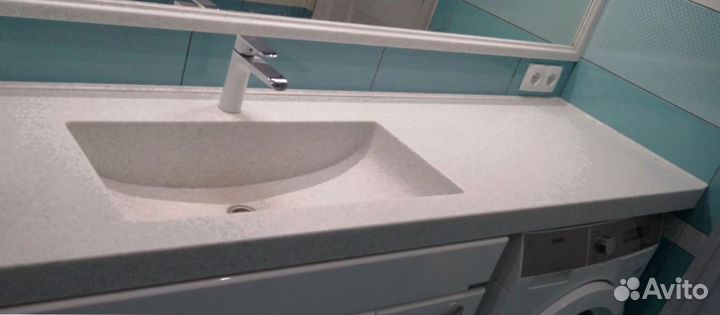 Столешница для ванной из искуственного камня