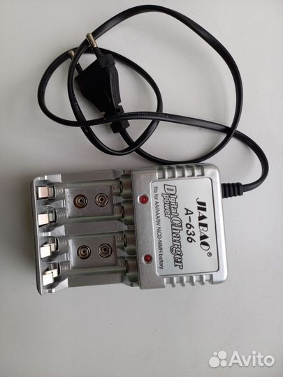 Зарядка для батареек