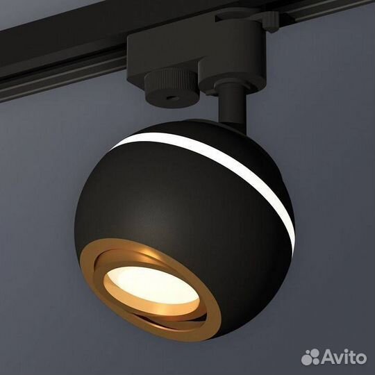 Светильник на штанге Ambrella Light XT XT1102023