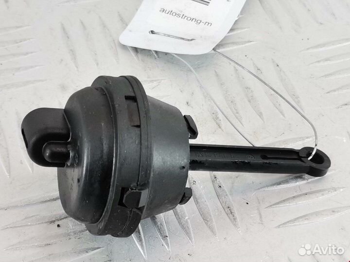 Клапан воздушный для Volkswagen Golf 4 054906267A