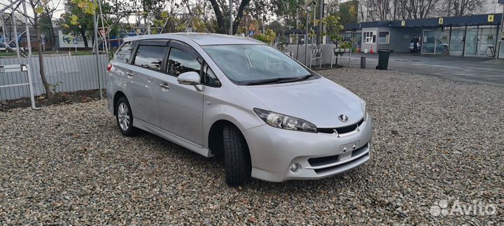 Toyota Wish 1.8 CVT, 2010, 78 000 км