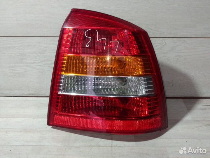 Фонарь правый Opel Astra G X16SZR 1999