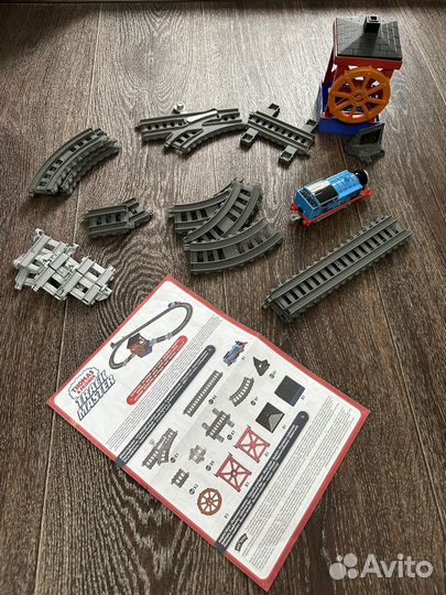 Паровозик Томас железная дорога набор