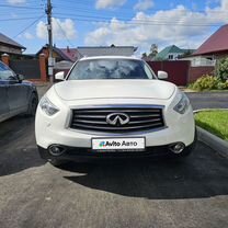 Infiniti FX30 3.0 AT, 2012, 92 800 км, с пробегом, цена 2 050 000 руб.