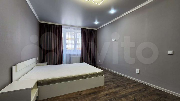 1-к. квартира, 42 м², 9/14 эт.