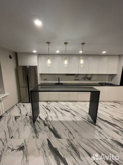 Кухня с барной стойкой по вашим замерам