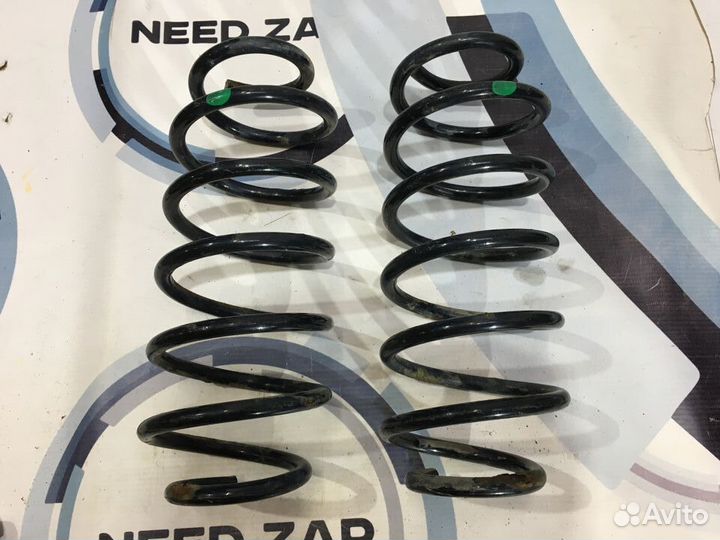 Пружины задние левая правая Peugeot 107