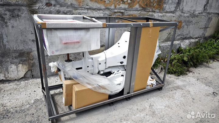 Мотор лодочный Suzuki DF60ATL белый во Владивосток