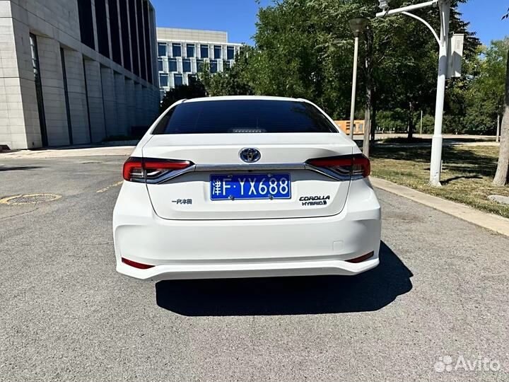 Toyota Corolla 1.8 CVT, 2021, 50 000 км