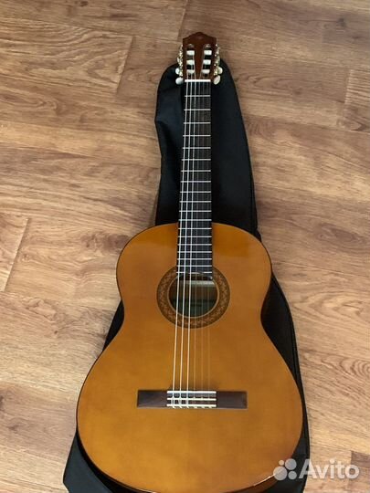 Классическая гитара yamaha c40