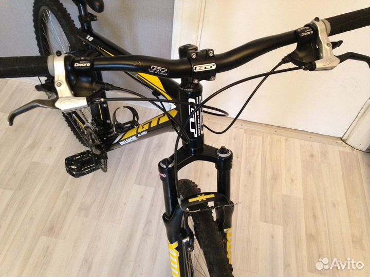 Gt avalanche 1.0(рама М) deore/LX